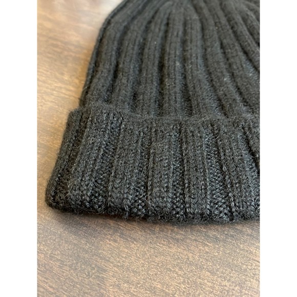 SSkein Beanie NWT main image 5